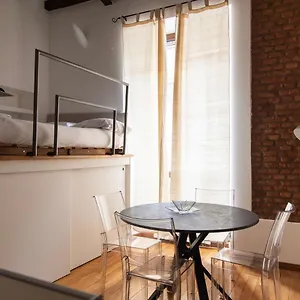  Apartment Youhosty - Rosales 1 Italy