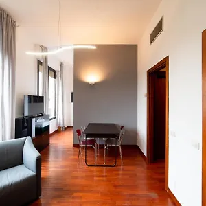  Apartment Hbhall Brera 59 Italy
